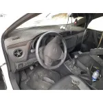 Toyota AURIS (_E18_) 2012