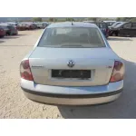 VOLKSWAGEN PASSAT BERLINA (3B3) VOLKSWAGEN PASSAT BERLINA (3B3) '2001 TRENDLINE GRIS 2000