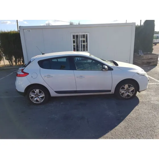 RENAULT MEGANE III BERLINA 5 P '2012 DYNAMIQUE BLANCO