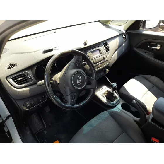 Kia CARENS IV 2013
