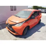 TOYOTA AYGO '2015 X-CITE NARANJA