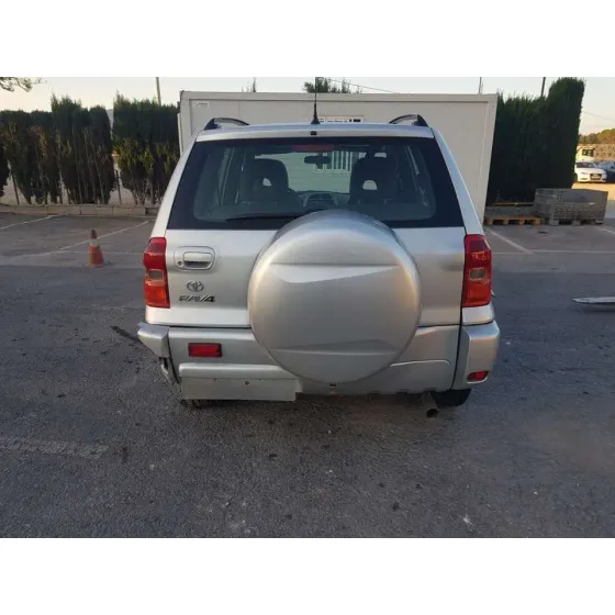 TOYOTA RAV 4 (A2) '2003 2.0 LUNA 4X4 GRIS