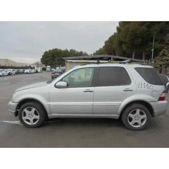 MERCEDES CLASE M (W163) '2003 400 CDI (163.128) GRIS