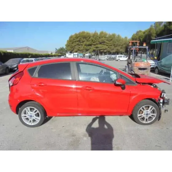 FORD FIESTA (CCN) '2017 TITANIUM ROJO