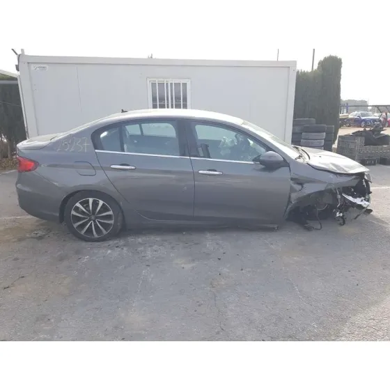 FIAT TIPO II (356) SEDAN '2016 EASY GRIS OSCURO