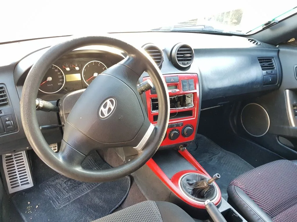 HYUNDAI COUPE (GK) '2004 1.6 FX ROJO