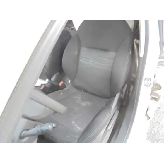 PEUGEOT 208 '2015 ACTIVE BLANCO