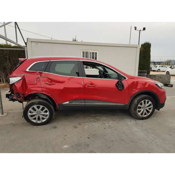 RENAULT KADJAR '2015 EXPERIENCE ROJO
