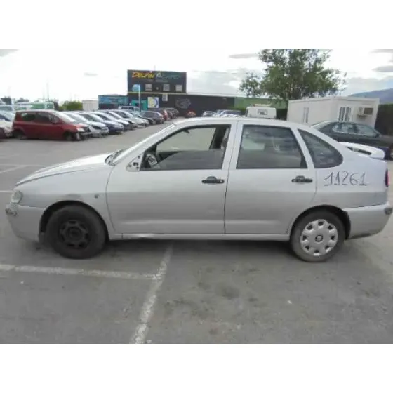 SEAT CORDOBA BERLINA (6K2) '2001 STELLA GRIS