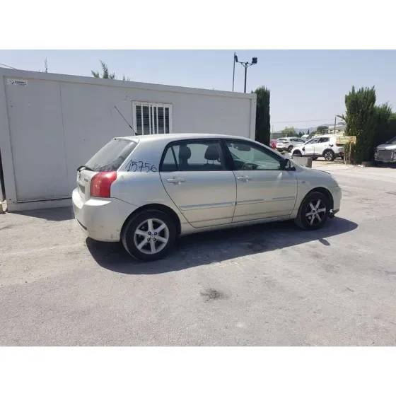 TOYOTA COROLLA (E12) '2006 1.6 SOL BERLINA 3/5 GRIS
