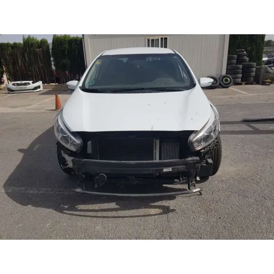 KIA CEE'D '2018 BUSINESS BLANCO