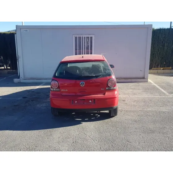 VOLKSWAGEN POLO (9N3) '2008 ADVANCE ROJO