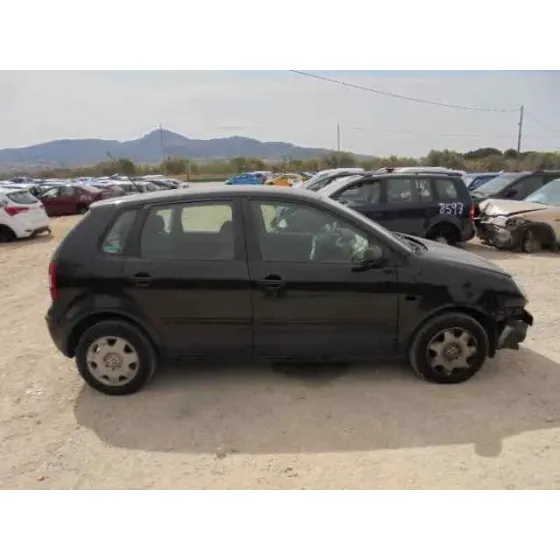 VOLKSWAGEN POLO (9N1) '2003 HIGHLINE NEGRO