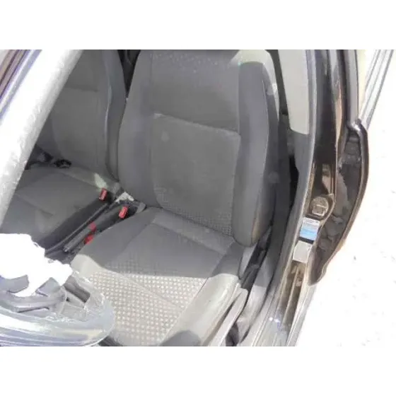 VOLKSWAGEN POLO (9N1) '2003 HIGHLINE NEGRO