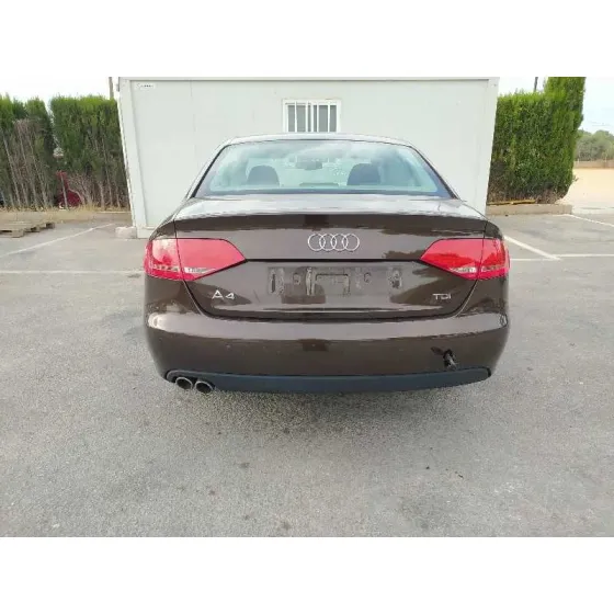 AUDI A4 BER. (B8) '2012 BASICO MARRON