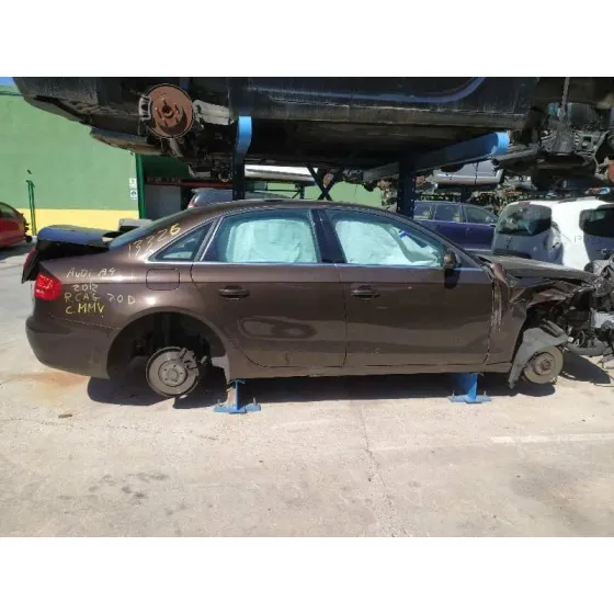 AUDI A4 BER. (B8) '2012 BASICO MARRON