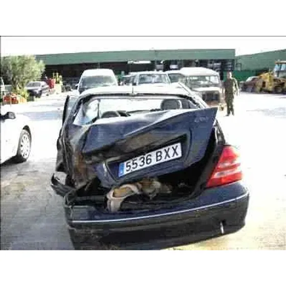 MERCEDES CLASE C (W203) BERLINA '2000 2.7 CDI 20V CAT NEGRO