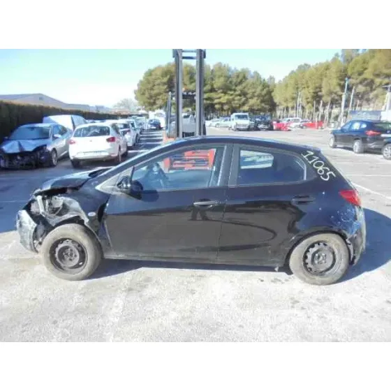 MAZDA 2 LIM. (DE) '2010 1.3 ACTIVE (5-PTAS.) (55KW) NEGRO