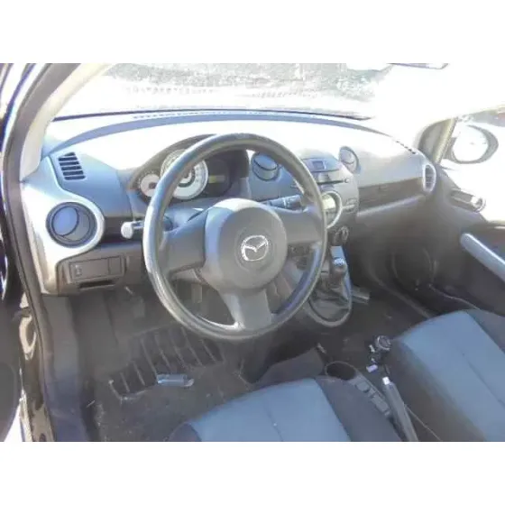 MAZDA 2 LIM. (DE) '2010 1.3 ACTIVE (5-PTAS.) (55KW) NEGRO