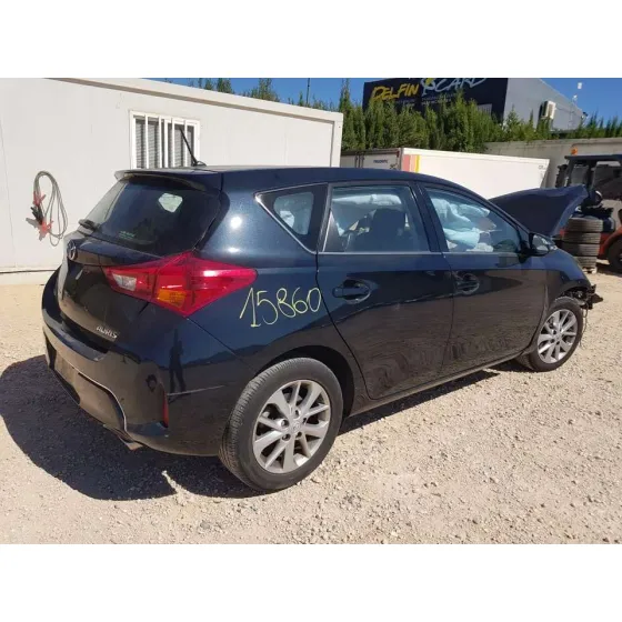 TOYOTA AURIS '2013 ACTIVE NEGRO