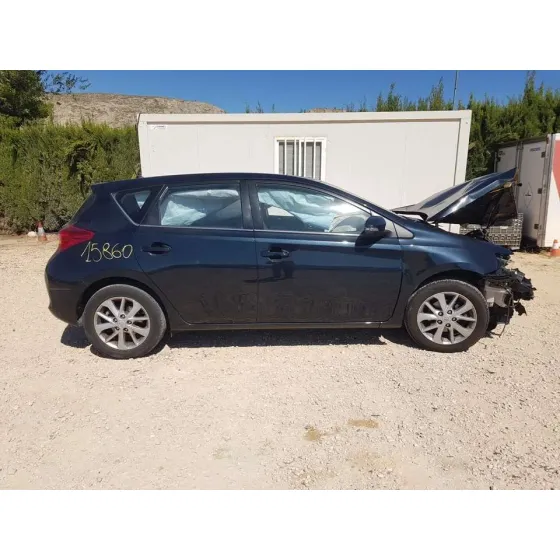 TOYOTA AURIS '2013 ACTIVE NEGRO
