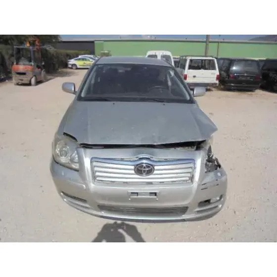 TOYOTA AVENSIS BERLINA (T25) '2005 2.0 D4-D EXECUTIVE SEDAN (4-PTAS) DORADO