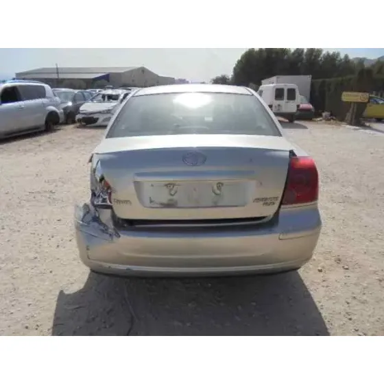 TOYOTA AVENSIS BERLINA (T25) '2005 2.0 D4-D EXECUTIVE SEDAN (4-PTAS) DORADO