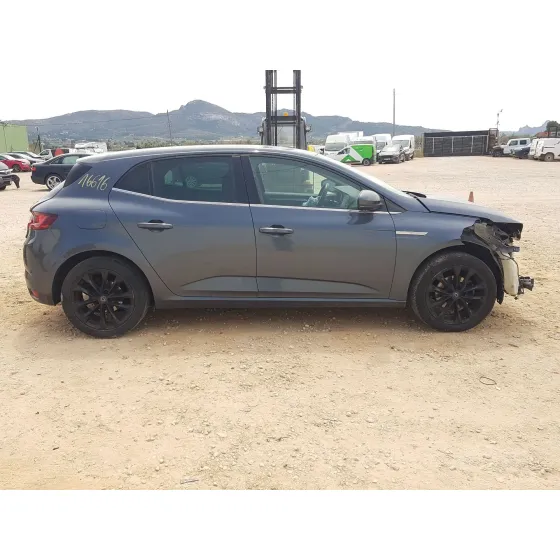 Renault MEGANE IV HATCHBACK (B9A/M/N_) 2015