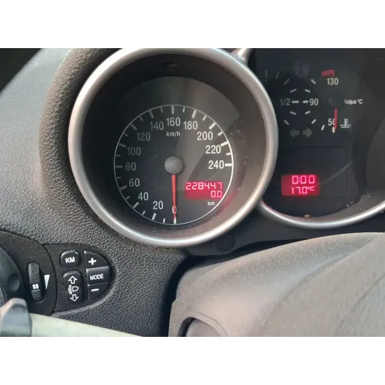 Alfa Romeo 147 (937_) 2001
