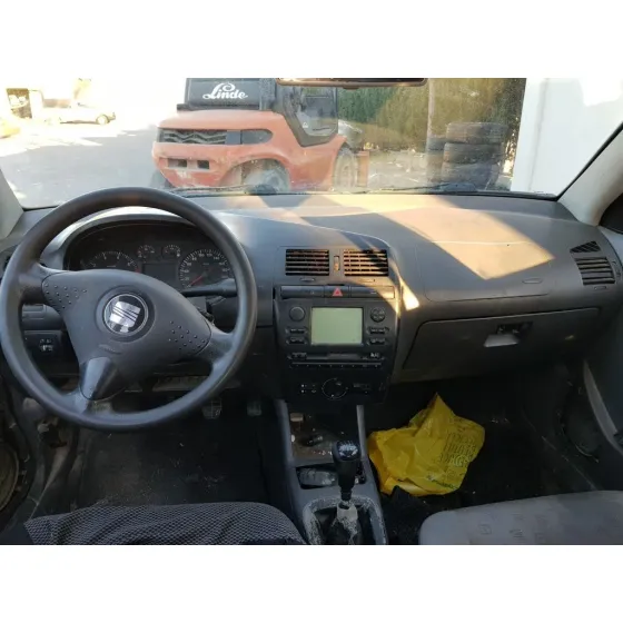 SEAT IBIZA (6K1) '2000 SELECT GRIS
