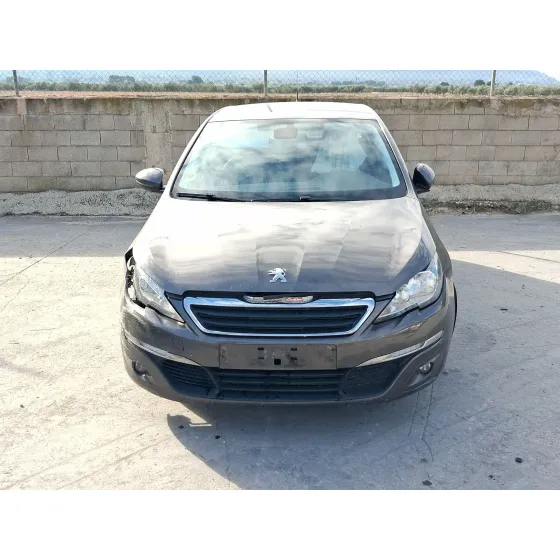 Peugeot 308 II (LB_, LP_, LW_, LH_, L3_) 2013