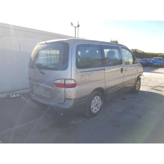 HYUNDAI H 1 STAREX '2005 H 1 STAREX CRDI GRIS