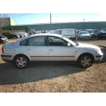 VOLKSWAGEN PASSAT BERLINA (3B2) VOLKSWAGEN PASSAT BERLINA (3B2) '1997 TRENDLINE GRIS 1996