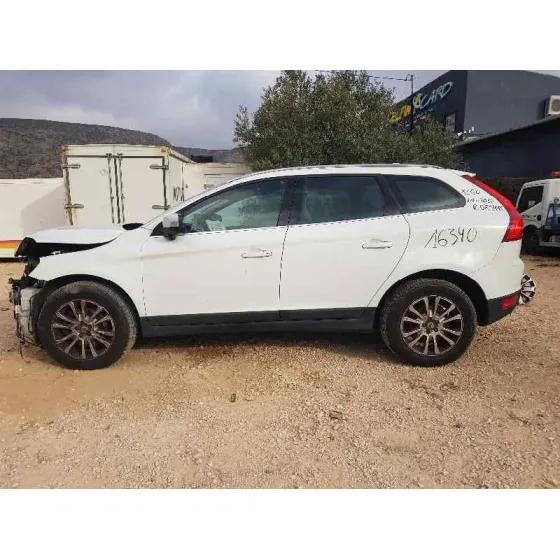 VOLVO XC60 '2010 SUMMUM AWD BLANCO