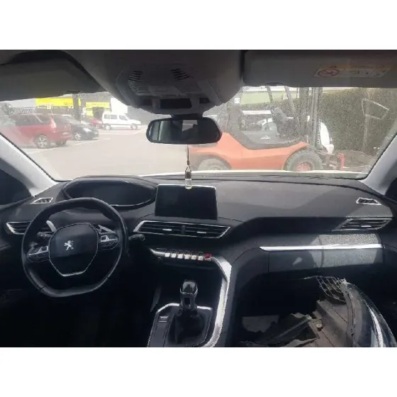 PEUGEOT 3008 '2017 ACTIVE BLANCO