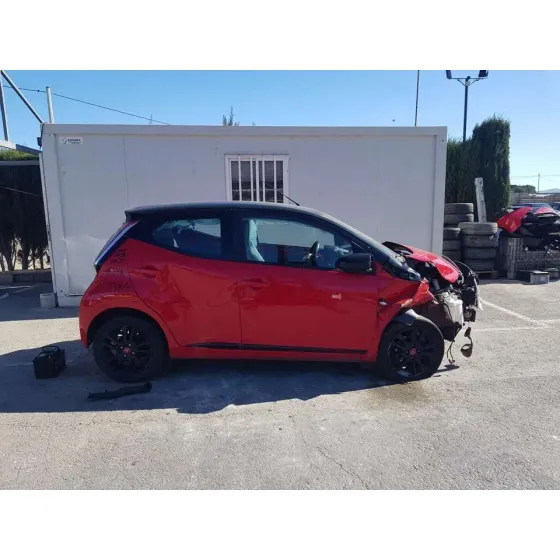 TOYOTA AYGO '2018 X-CITE ROJO