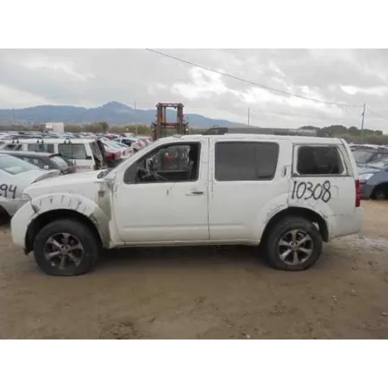 NISSAN PATHFINDER (R51) '2005 2.5 DCI XE BLANCO