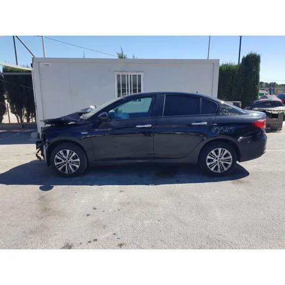 FIAT TIPO II (356) SEDAN '2018 EASY NEGRO