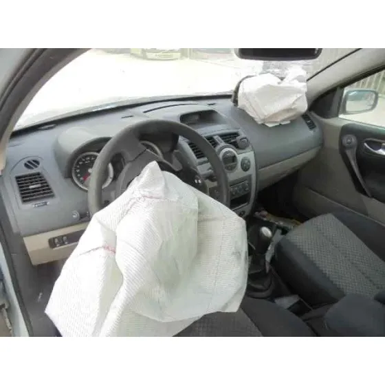 RENAULT MEGANE II BERLINA 5P '2004 AUTHENTIQUE GRIS