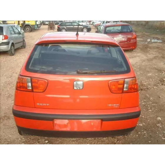 SEAT IBIZA (6K1) '1999 STELLA ROJO