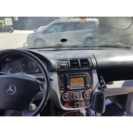 MERCEDES CLASE M (W163) '2004 270 CDI (163.113) GRIS
