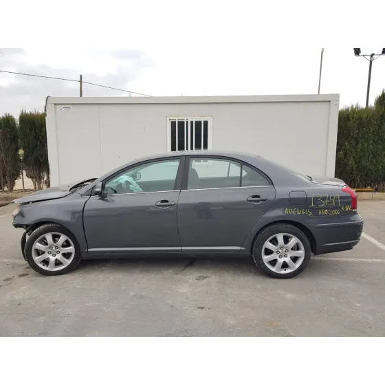 TOYOTA AVENSIS BERLINA (T25) '2006 2.0 SOL SEDAN (4-PTAS.) GRIS OSCURO