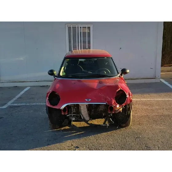 MINI MINI (R56) '2009 ONE ROJO