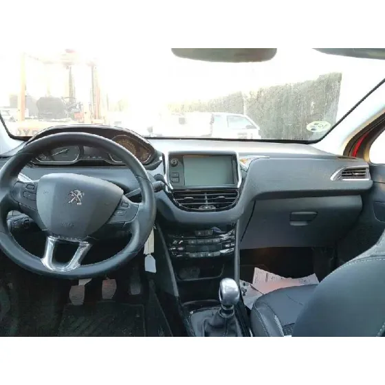 PEUGEOT 2008 (--.2013->) '2018 ALLURE ROJO