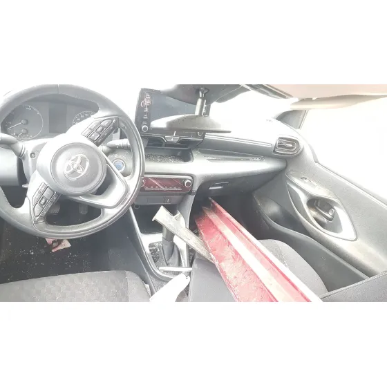 Toyota YARIS (_P21_, _PA1_, _PH1_) 2020