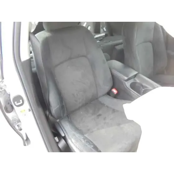 LEXUS CT '2011 200H GIRS