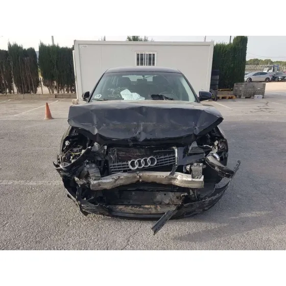 AUDI A3 SPORTBACK (8P) '2005 1.6 FSI AMBIENTE NEGRO