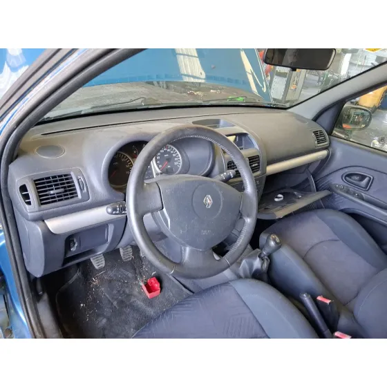 Renault CLIO II (BB_, CB_) 2001