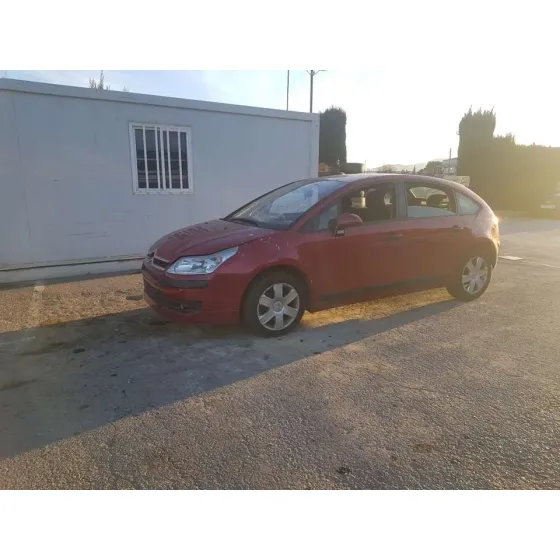CITROEN C4 BERLINA '2006 COLLECTION ROJO