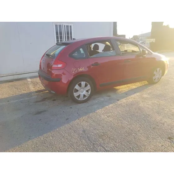 CITROEN C4 BERLINA '2006 COLLECTION ROJO